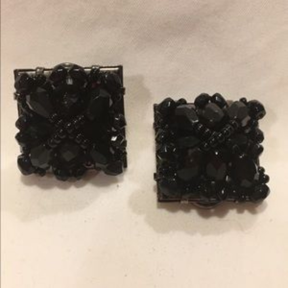 JET BLACK VINTAGE BEADED CLIP ON earrings